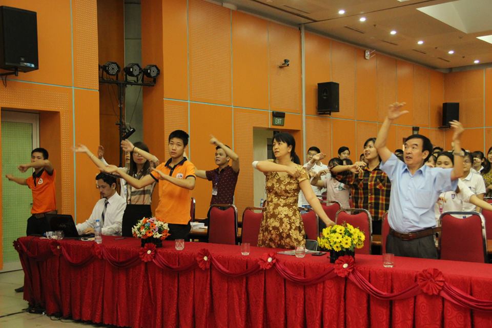 Tự Đổi Mới Bản Thân Để Xuất Sắc Vượt Trội - Khoa Quốc Tế, Đại Học Thái Nguyên