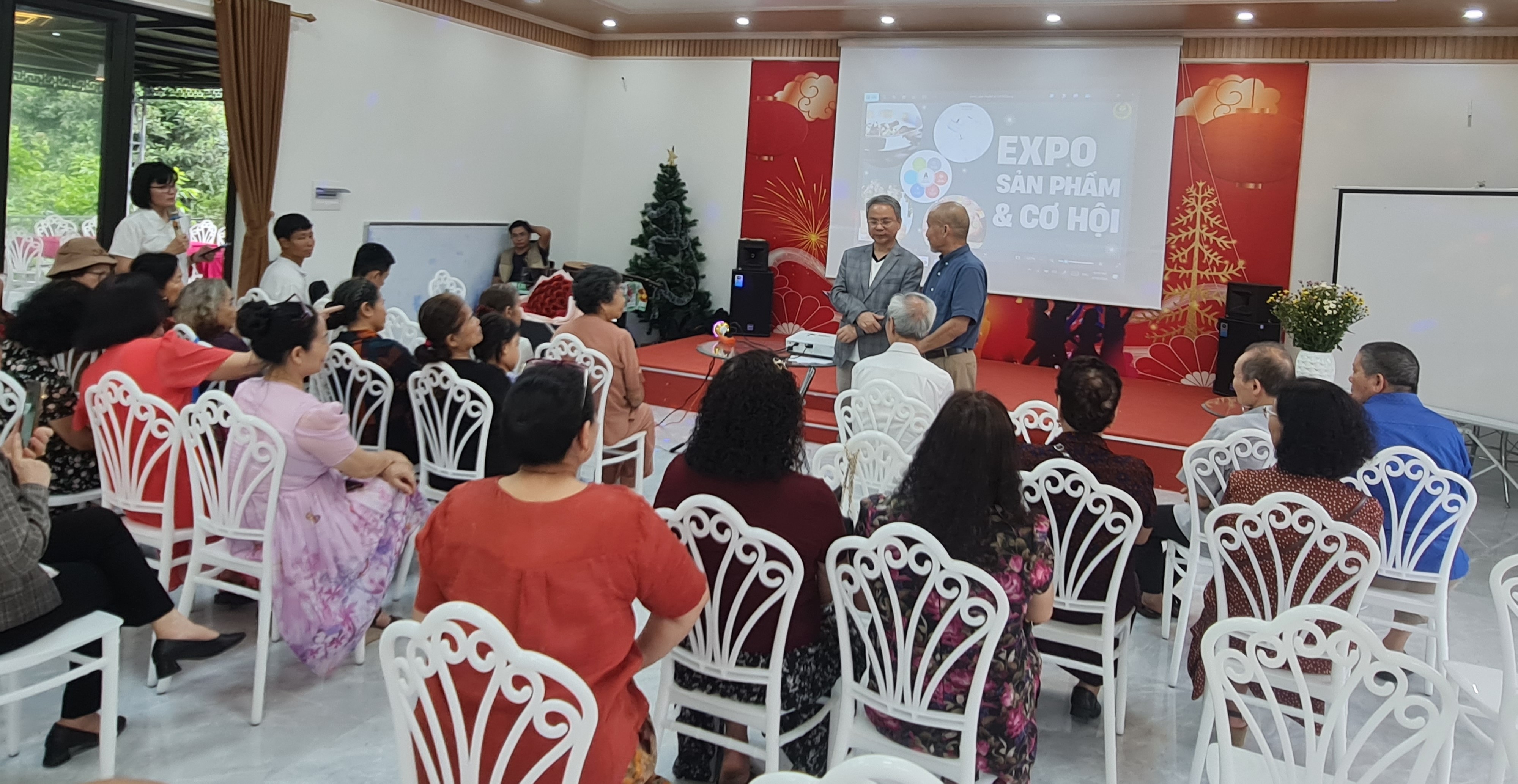 Bộ Phim Về Đa Kỷ Lục Gia Thế Giới Guinness Khắc Hưng Tại Chupa Retreat, Ba V&igrave;, HN