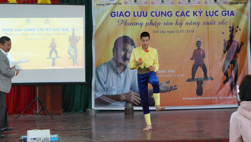 Giao lưu cùng các KỶ LỤC GIA: Phương pháp rèn kỹ năng xuất sắc