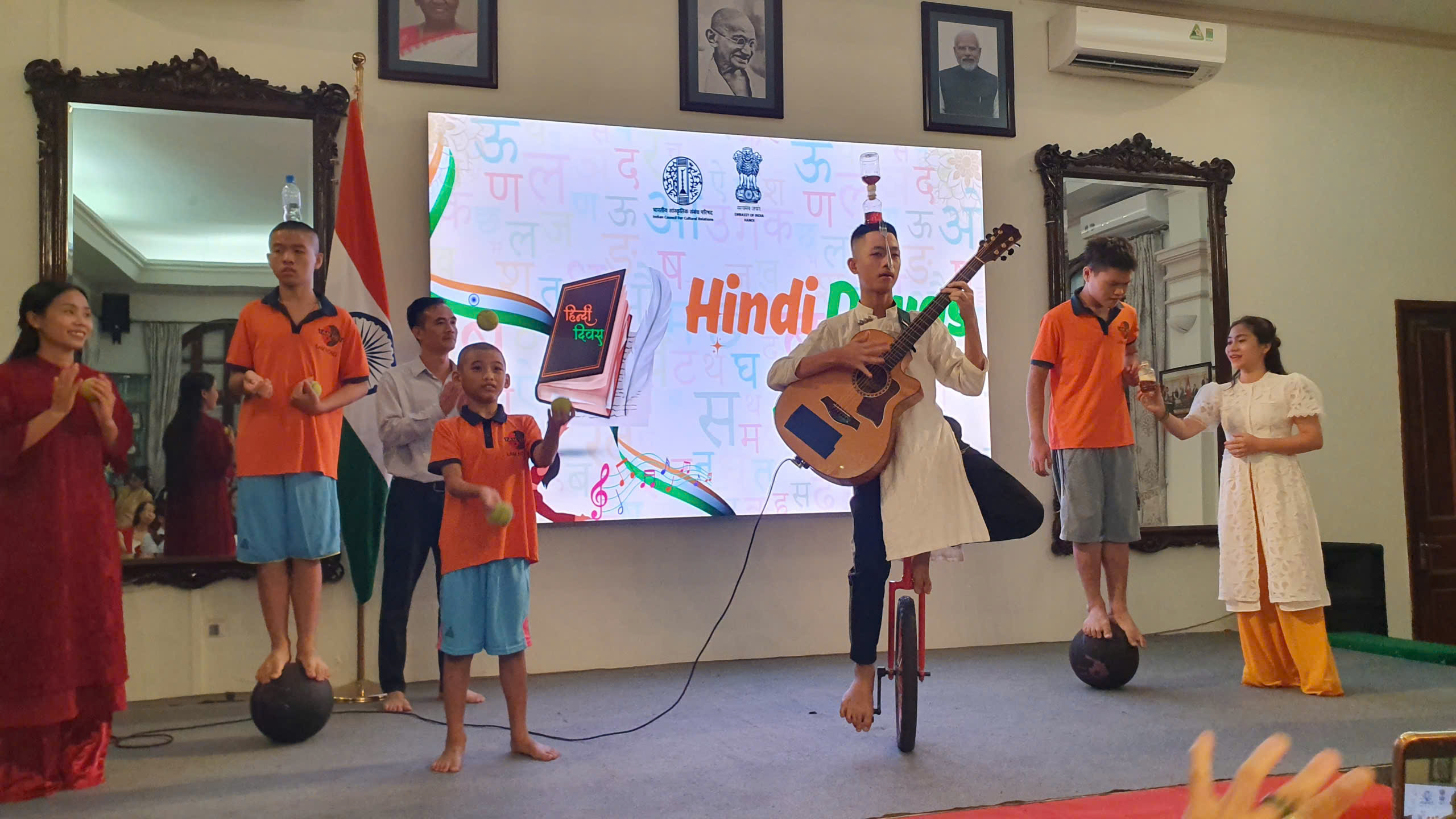 TÂM VIỆT & ĐẠO TUNG HỨNG