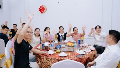 T&Acirc;M VIỆT 25 NĂM - VỀ LẠI B&Ecirc;N NHAU - TỤ VỀ C&Ugrave;NG B&Ugrave;NG PH&Aacute;T