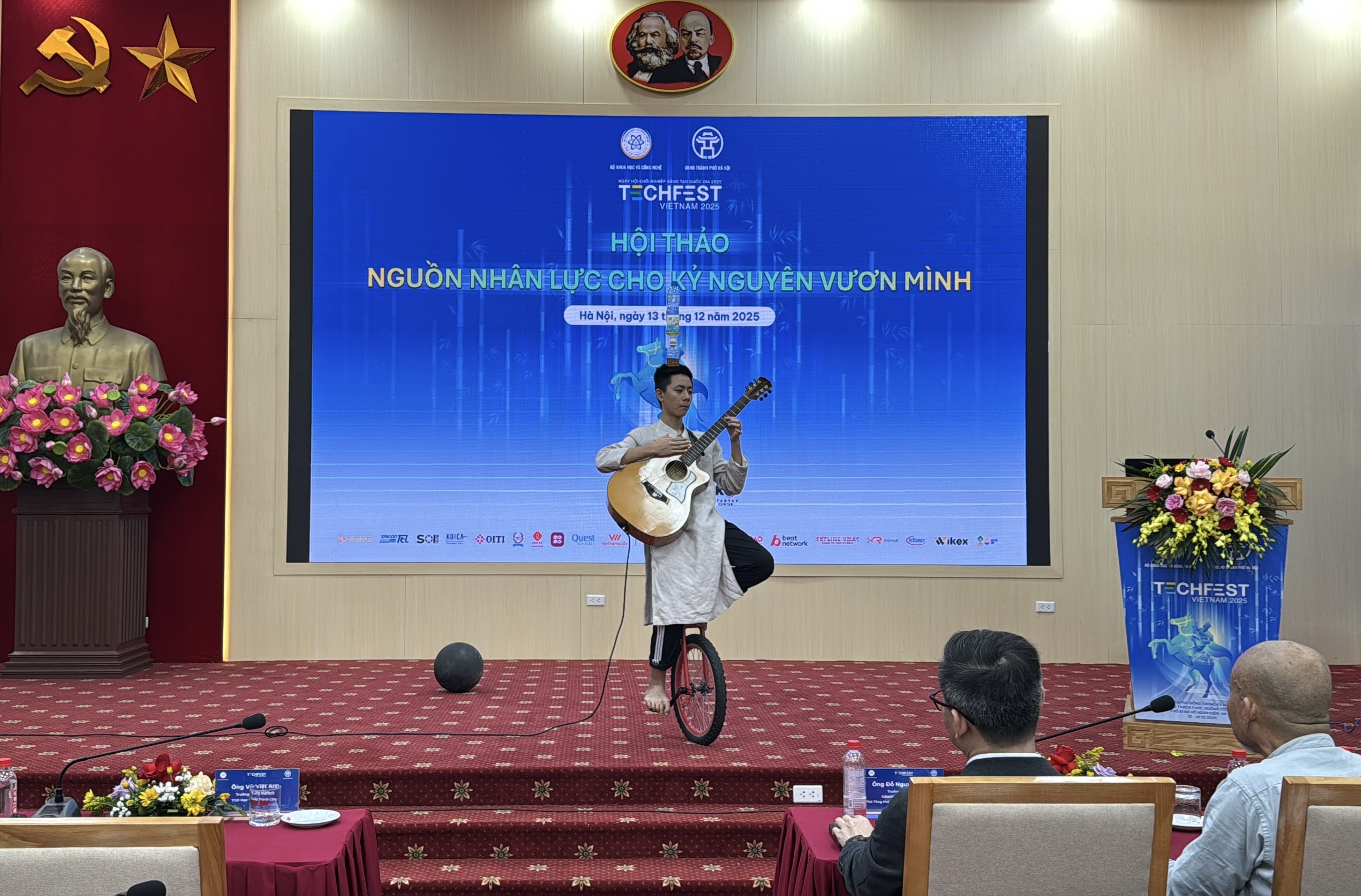 KỸ THUẬT CON NGƯỜI LƯỢNG TỬ (ENGINEERING THE QUANTUM HUMAN)