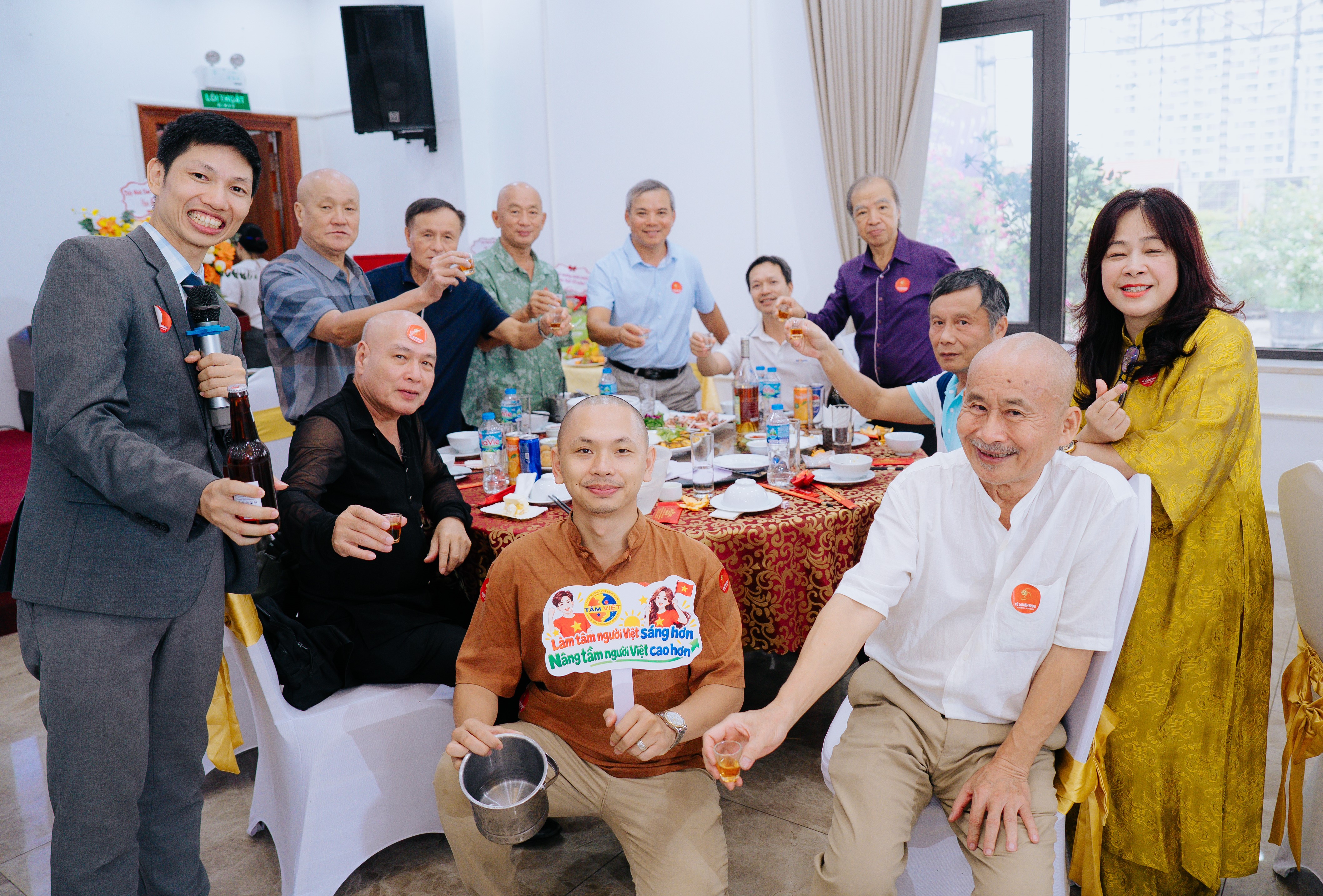 T&Acirc;M VIỆT 25 NĂM - VỀ LẠI B&Ecirc;N NHAU - TỤ VỀ C&Ugrave;NG B&Ugrave;NG PH&Aacute;T