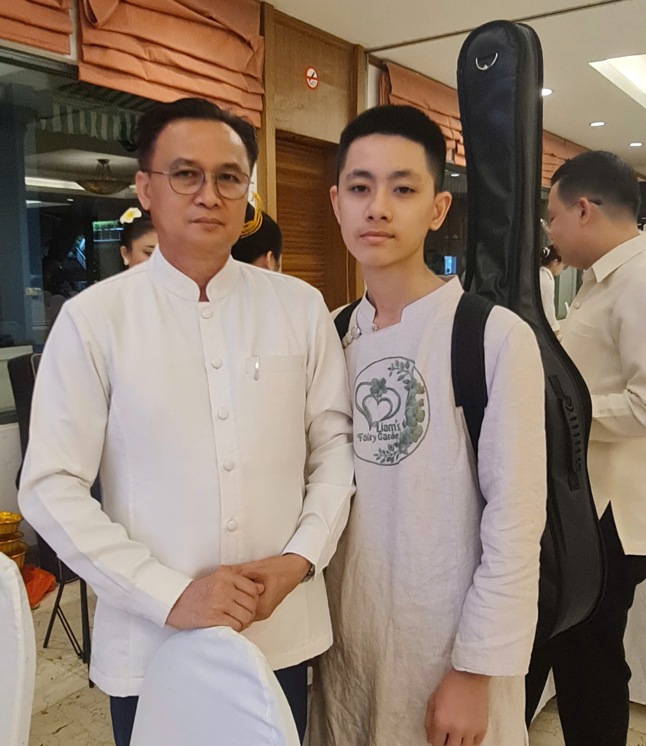 Kỷ lục gia Nguyễn Khắc Hưng tỏa sáng tại Lễ đón Tết Lào Bunpimay