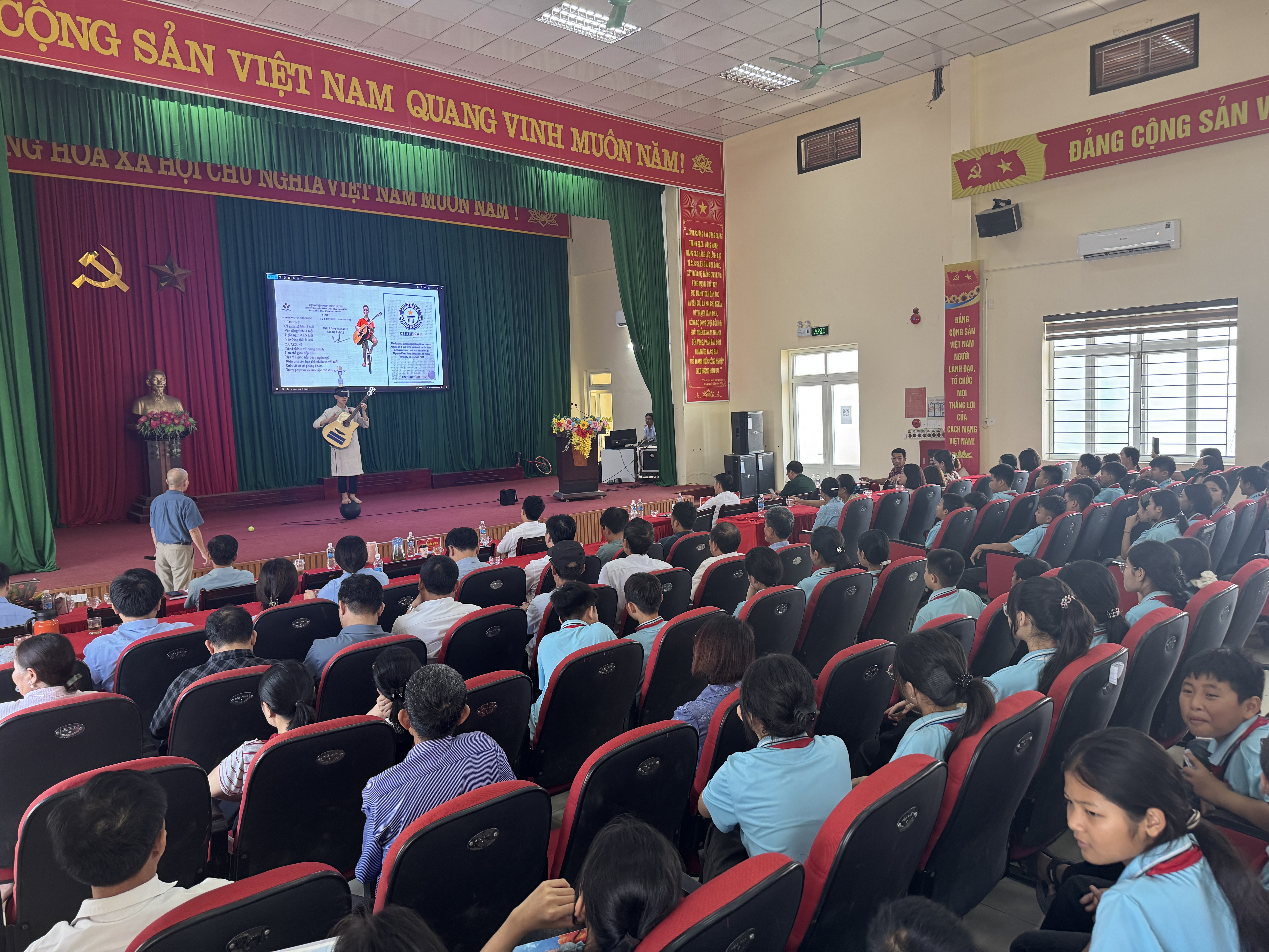 Đảng ủy x&atilde; Tường Lĩnh - N&acirc;ng cao năng lực c&aacute;n bộ cấp x&atilde; sau s&aacute;t nhập